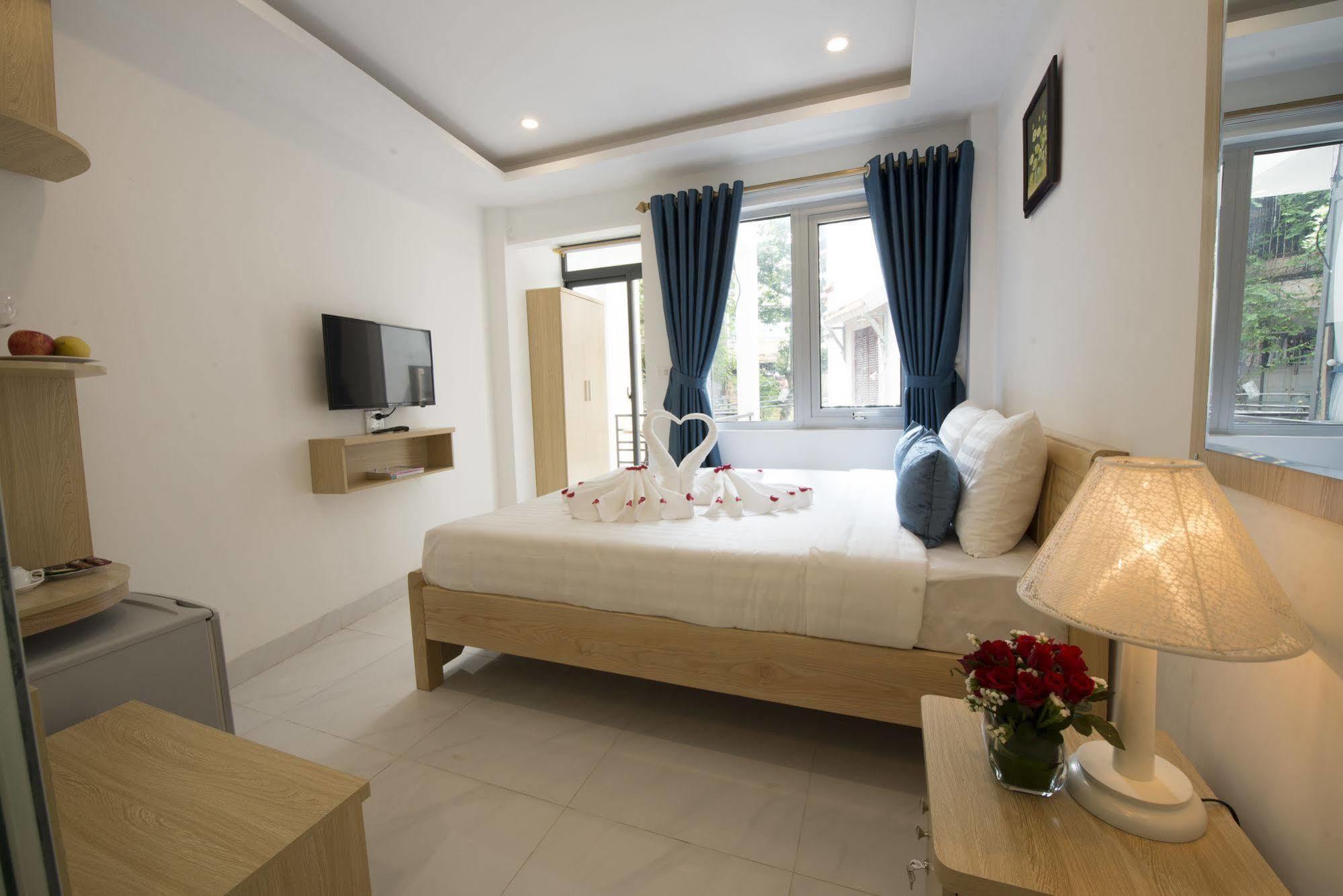 Ha Noi Holiday Center Hotel Hanoi Exterior foto